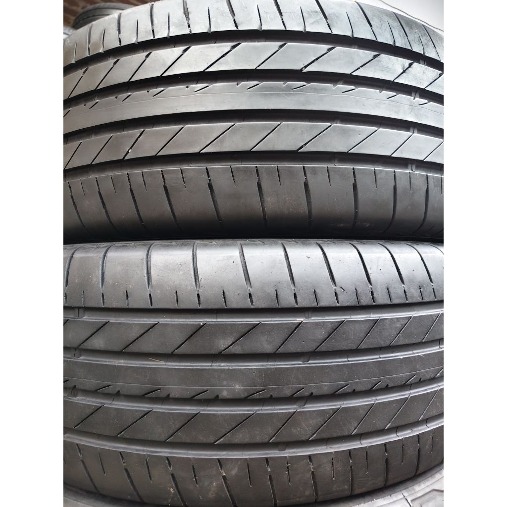 Ban. 215/55 R18 Merk Bridgestone Turanza T005A