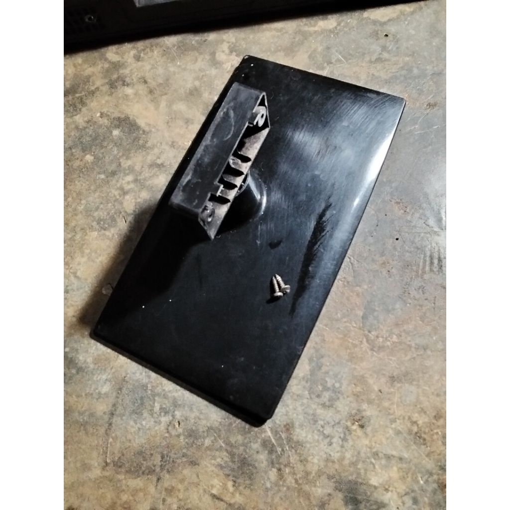 KAKI DUDUKAN STAND TV LG 22CS460-TA 22CS460