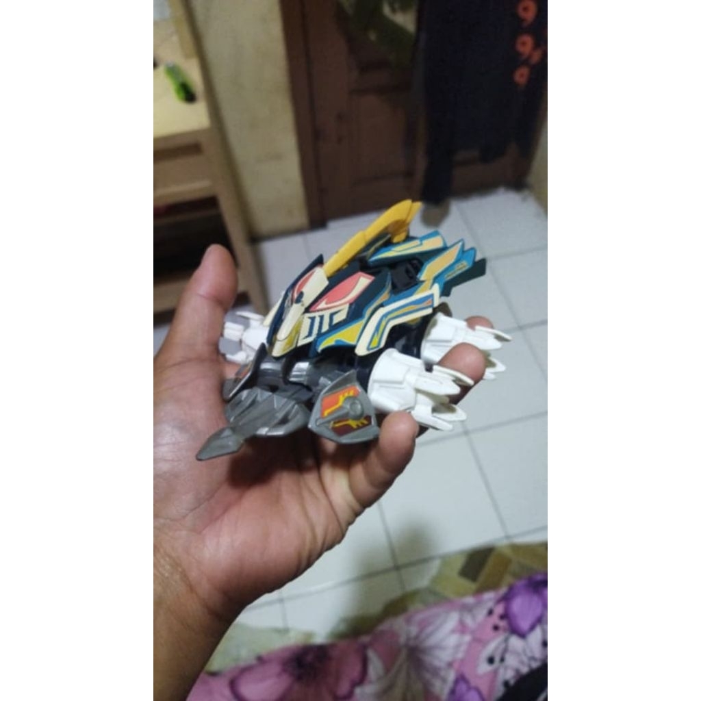 Crush Gear Garuda Phoenix Bandai