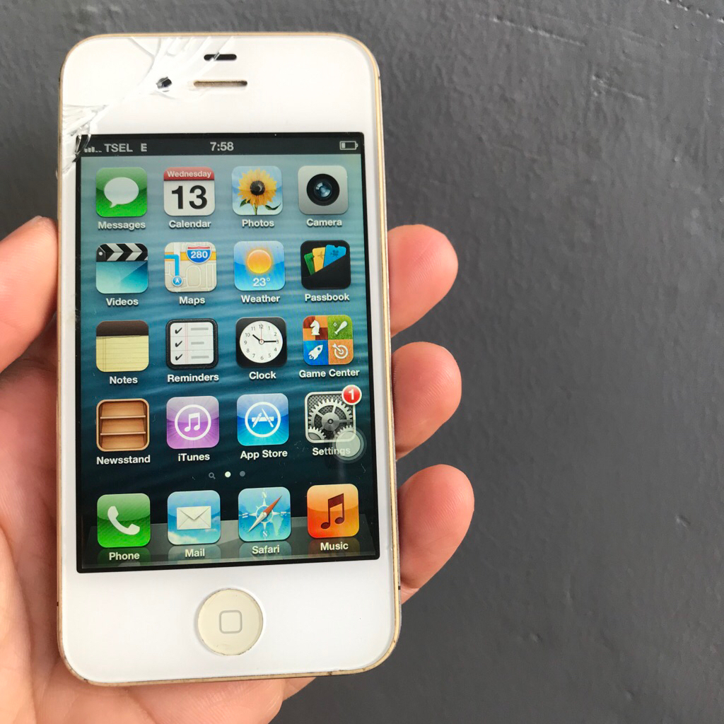 iPhone 4s 16GB White