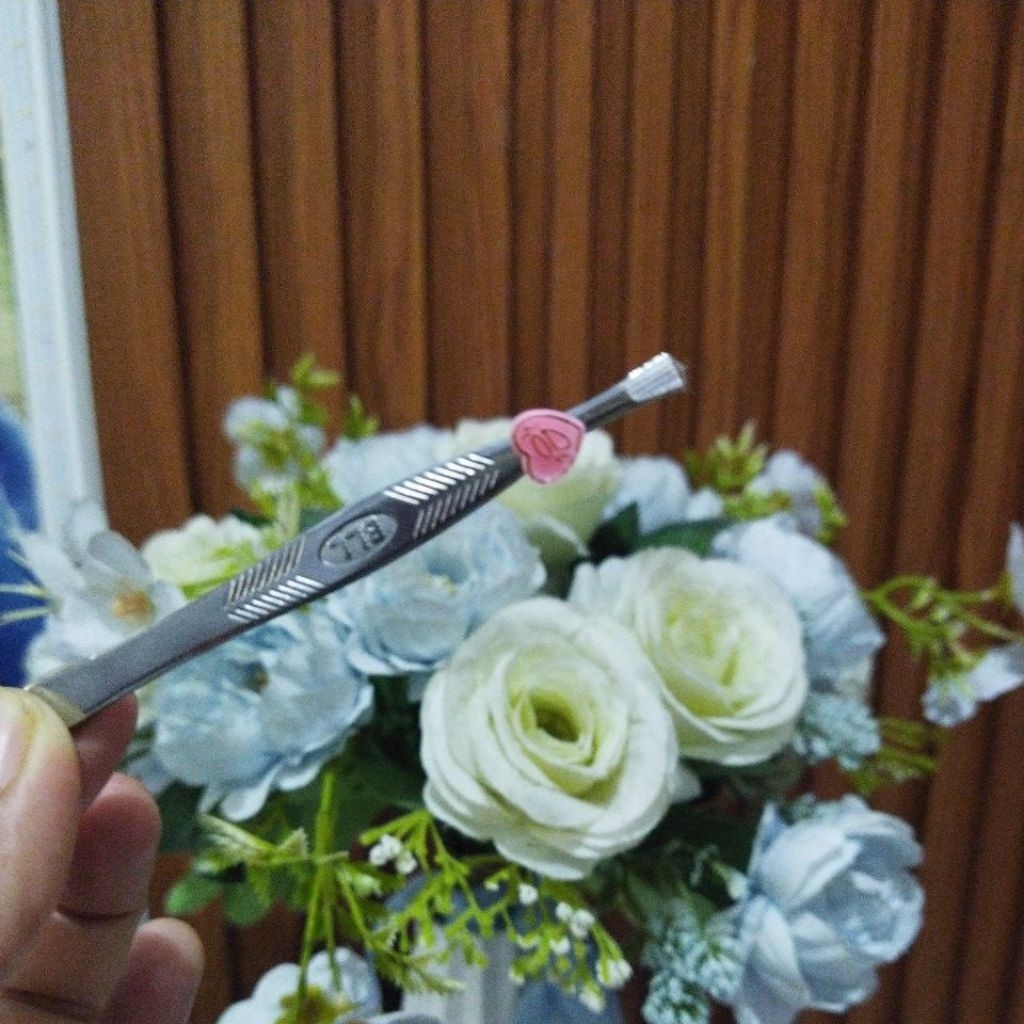 Pinset uban Stainless
