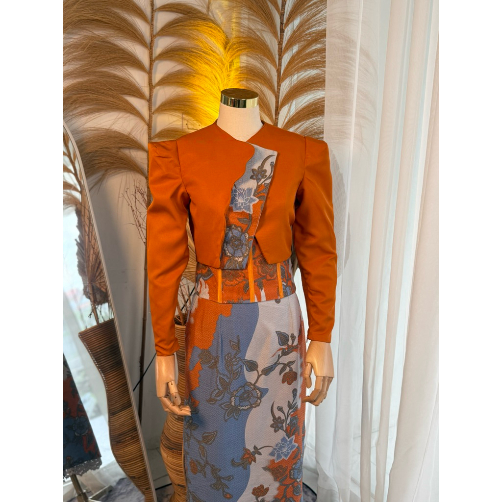 Set Blouse & Rok Batik Modern bustier batik rok batik blouse kerja acara formal