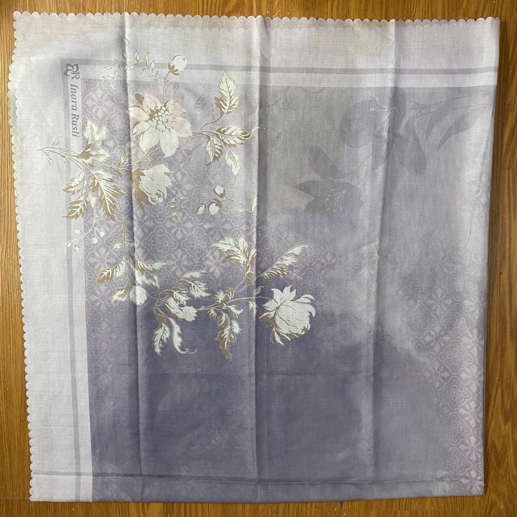 Segi Empat Hyeri Motif Warna Ungu Inara Rusli | Hijab Floral Elegant Adem