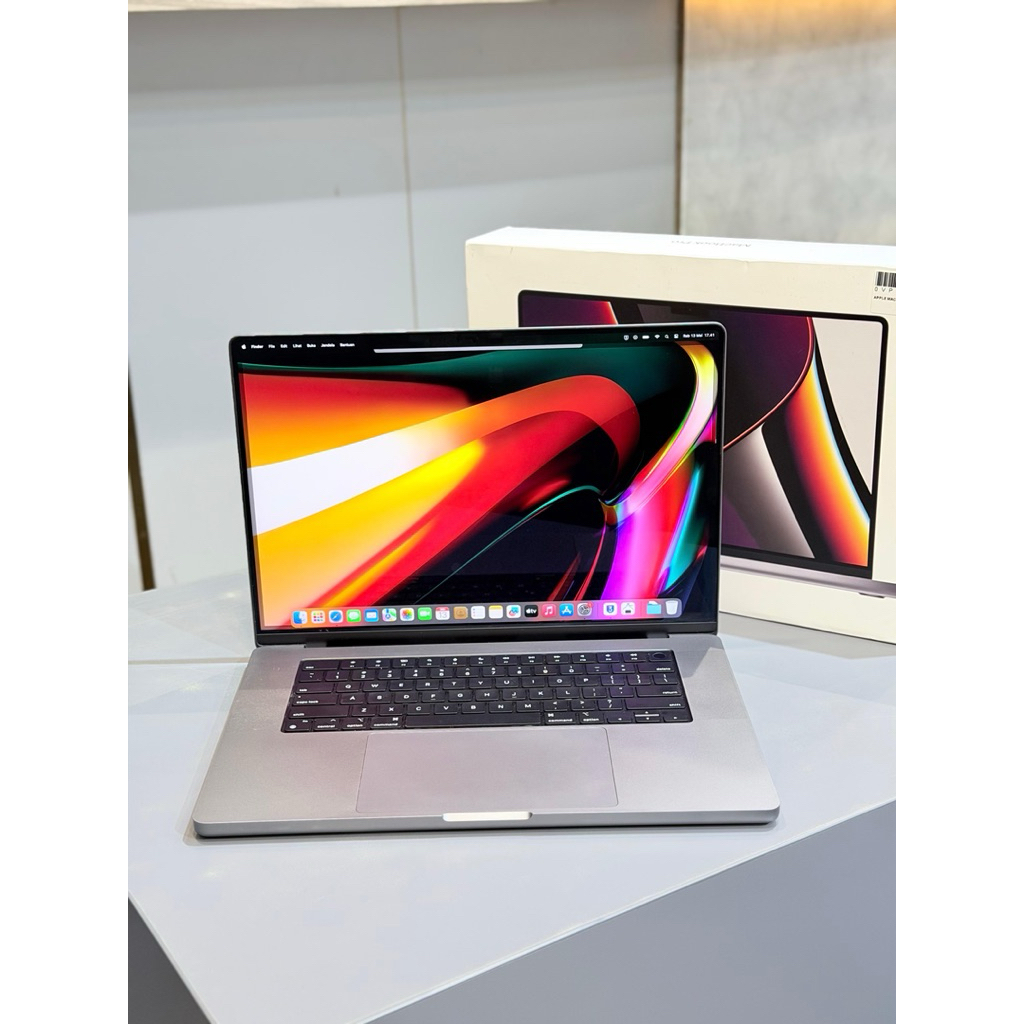 Second M*cbook Pro M1 Max • 16 inch • 64/2TB