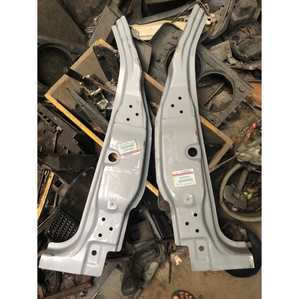 pilar pintu ragasa / maruti / petak ktb (ori)