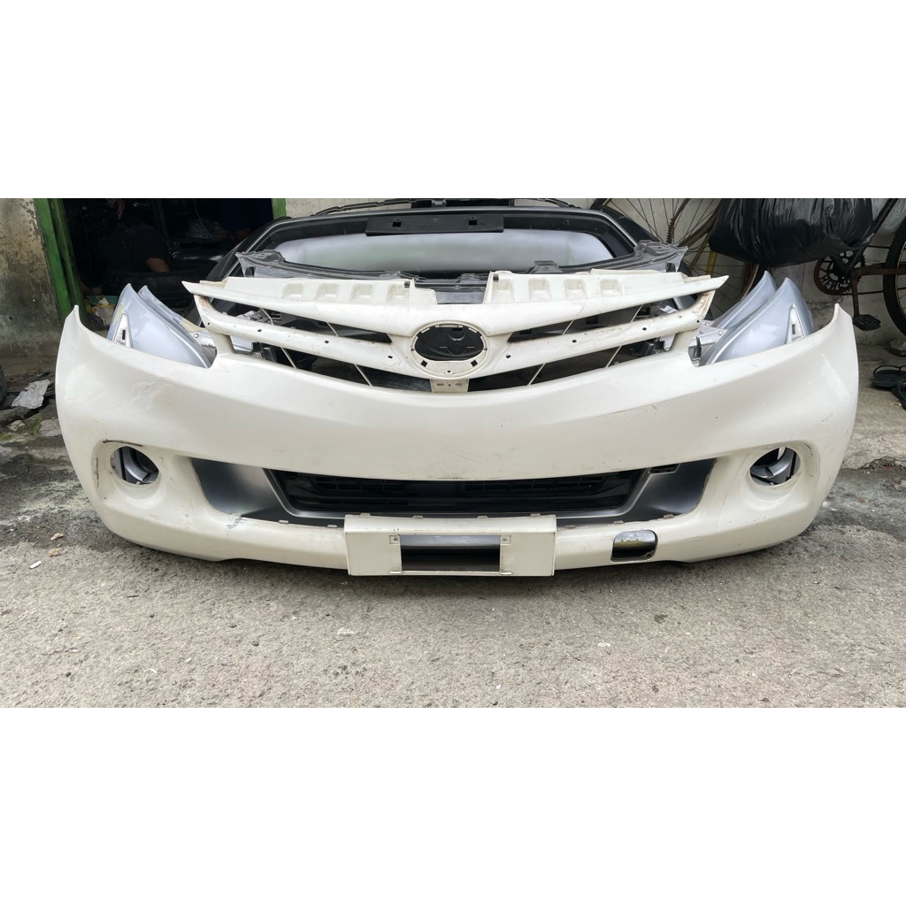 Bemper Depan Toyota Avanza 2013 Type G Original