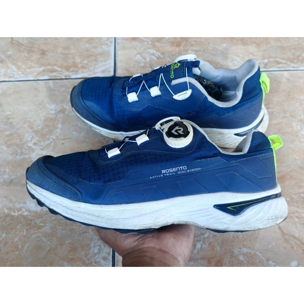 sepatu rosento