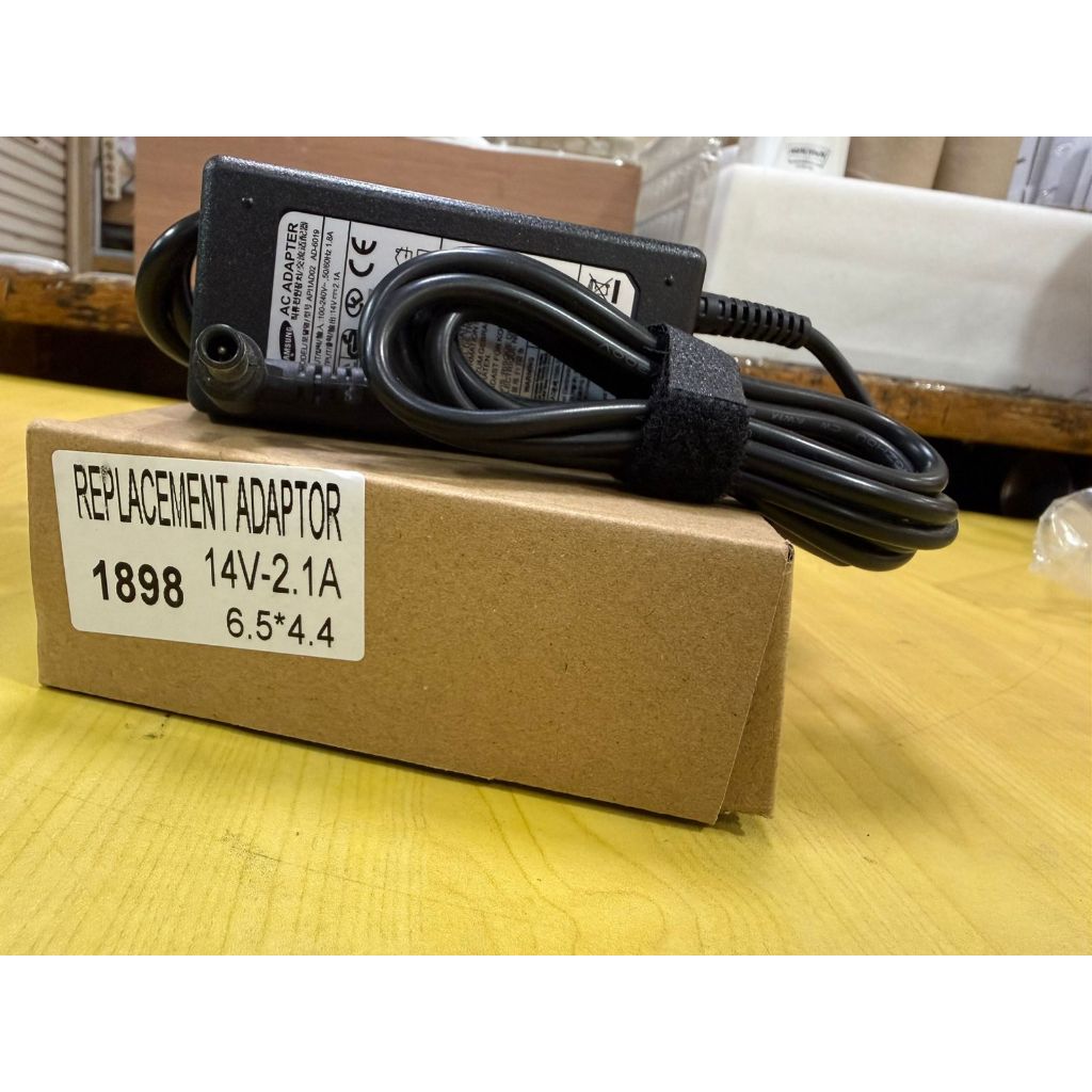Charger Adaptor TV LED LCD Monitor Samsung 14V. 2,1A 6.5*4.4mm colokan jarum