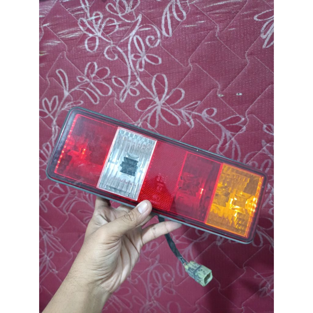 Stoplamp kanan DFSK Supercab