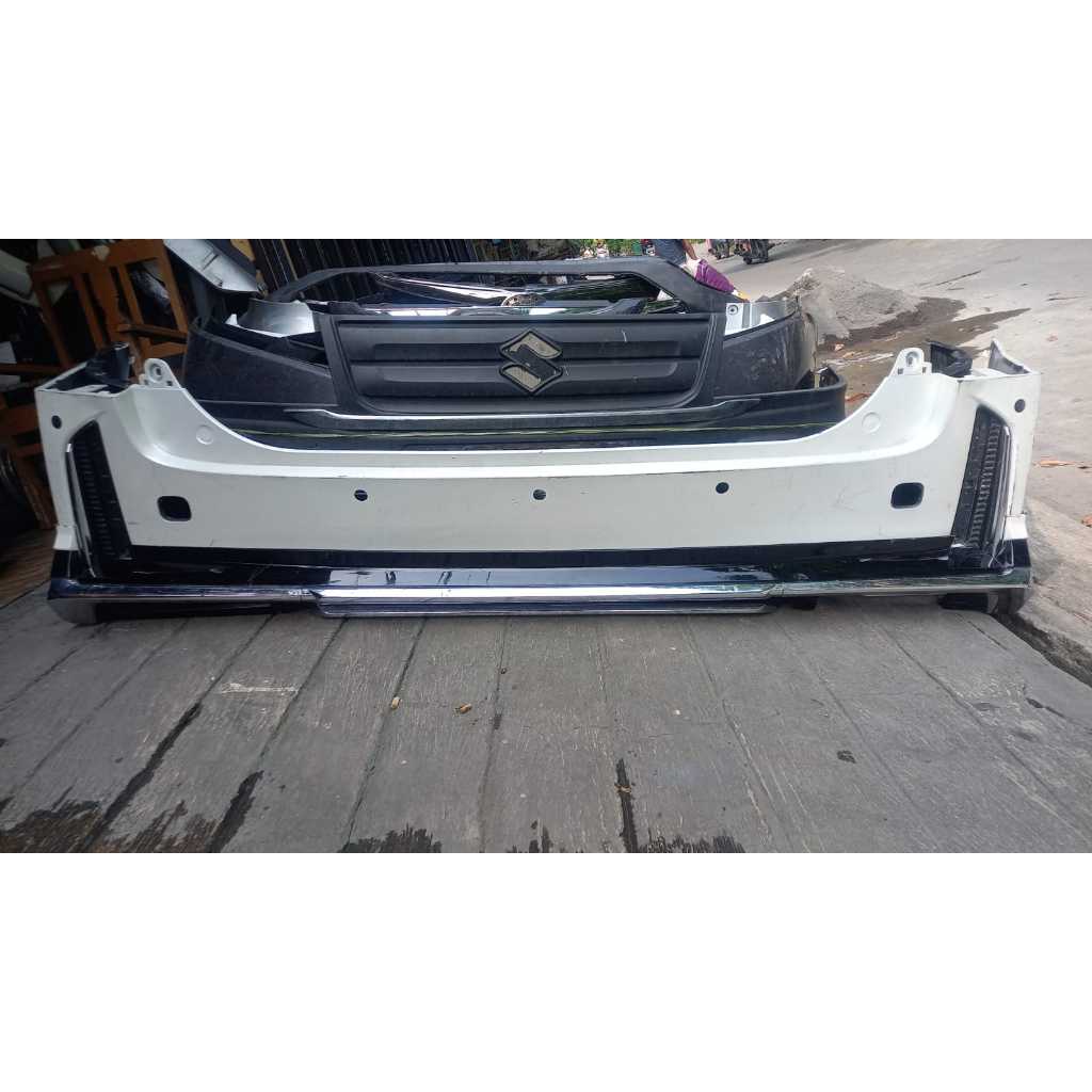 Bodykit Bemper Belakang Vellfire 2025