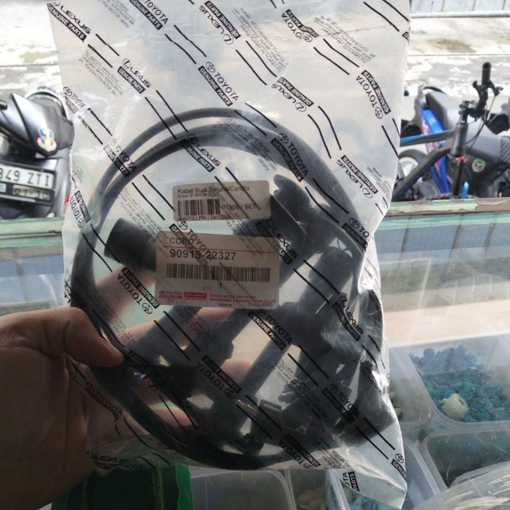 kabel busi Toyota Corolla great Soluna 90919-22327