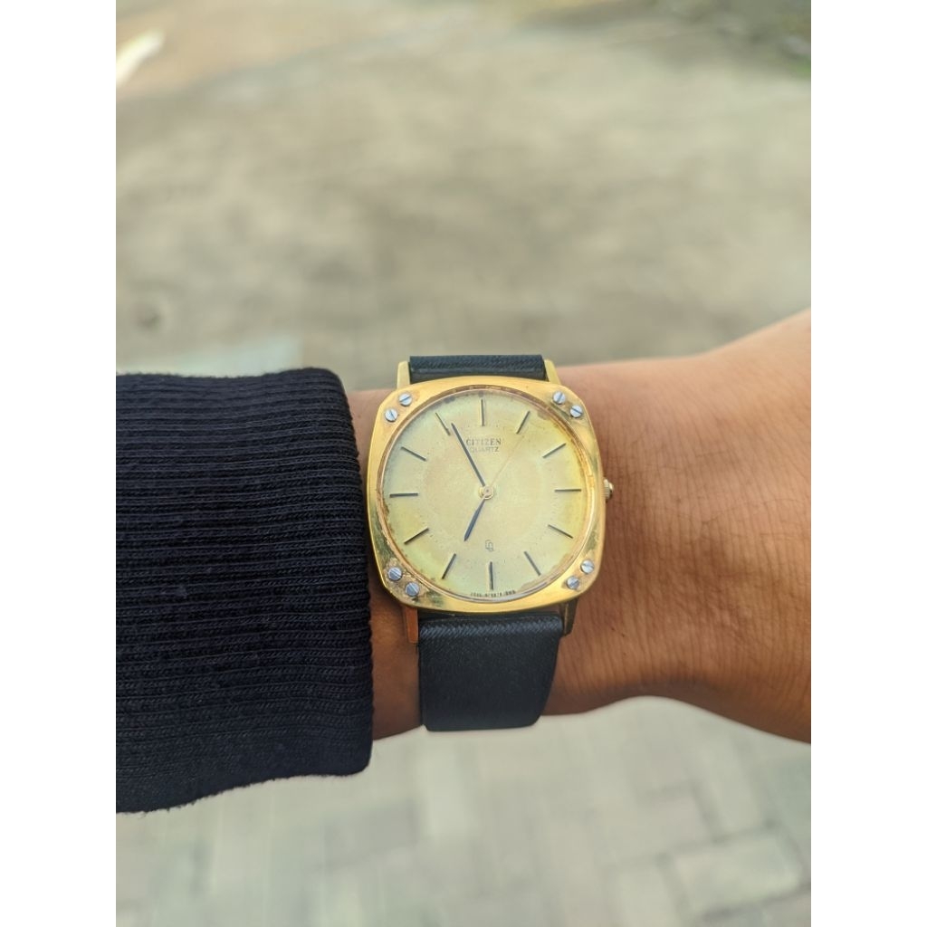 jam citizen vintage tank gold plate
