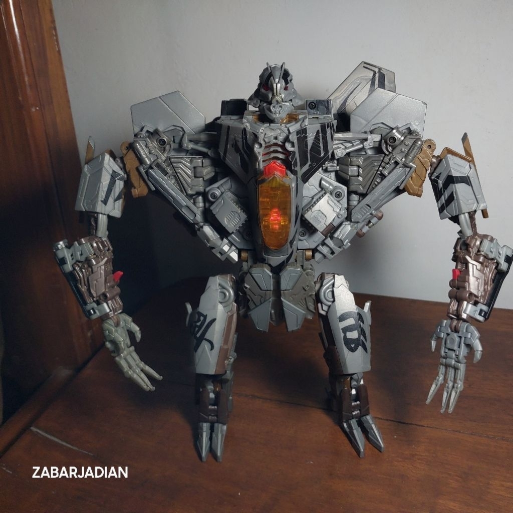 Starscream Transformers HFTD 2010 Leader class