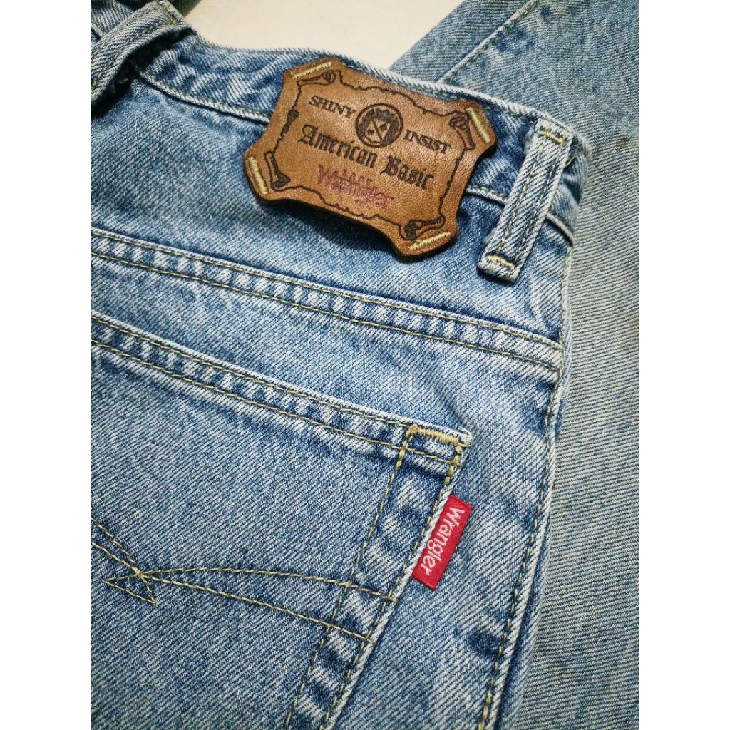 jeans wanita WRANGLER LADY standar