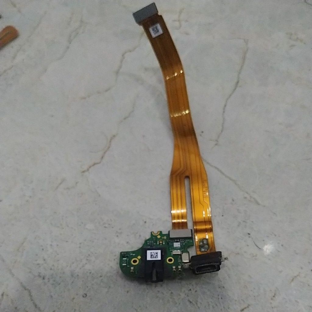 papan charger copotan Oppo A3s