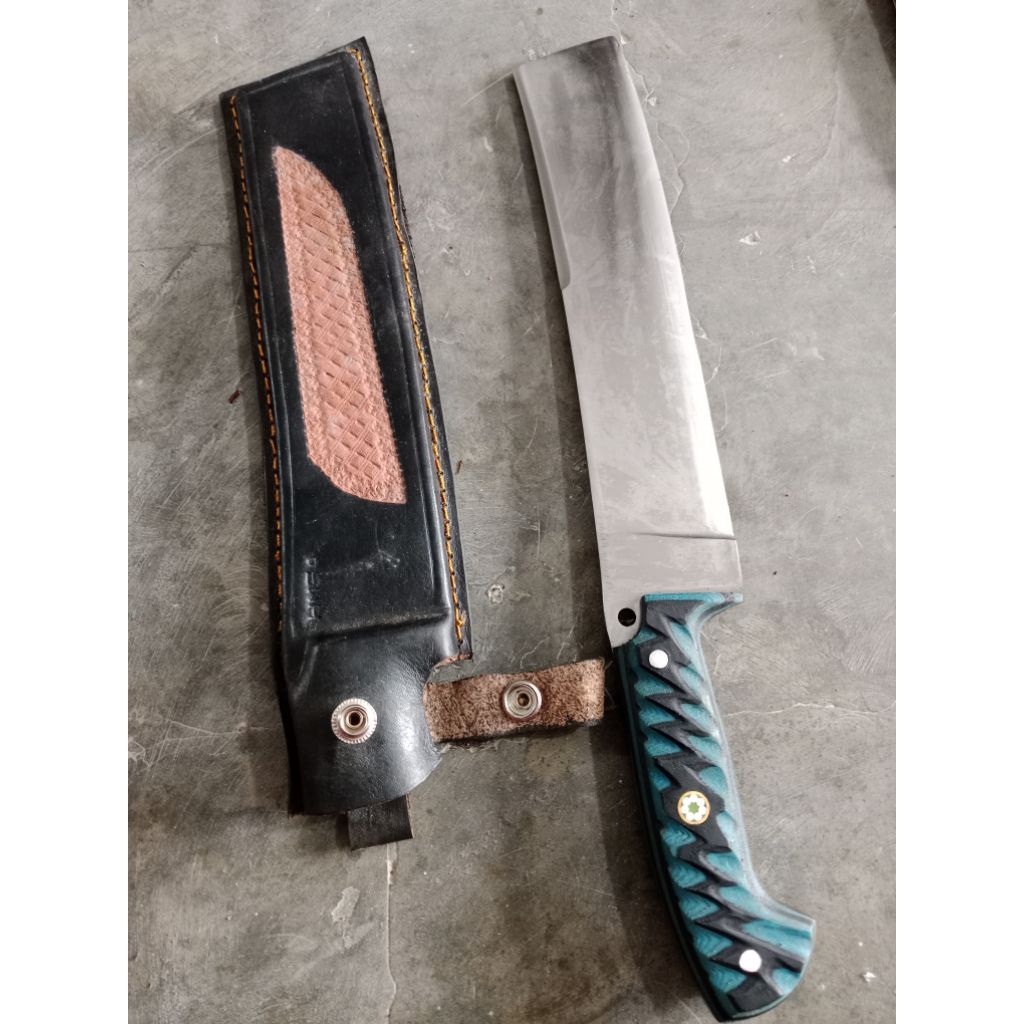 pisau chopper mikarta. tebal dan kuat .tahan patah,siap pakai.
