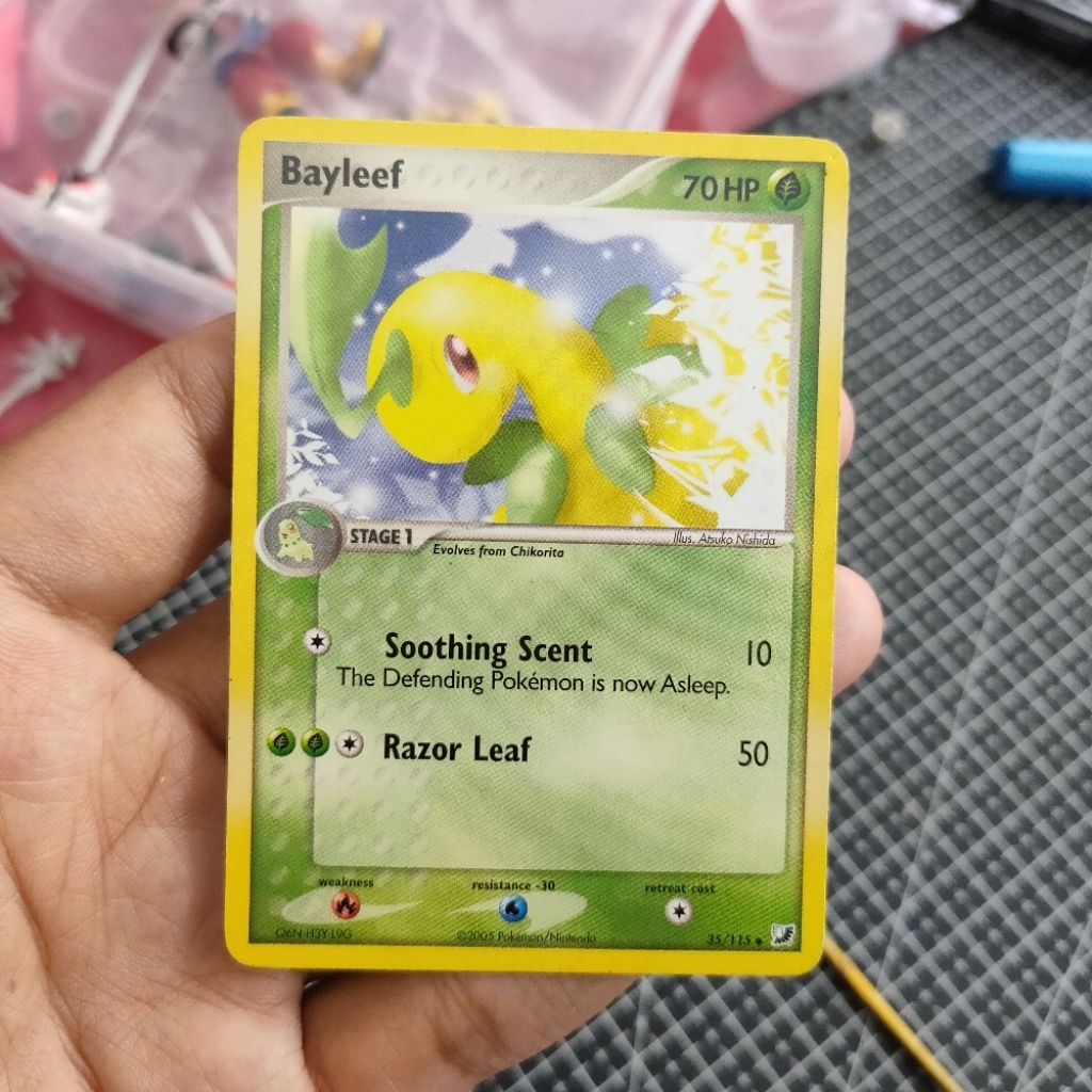 kartu pokemon vintage Bayleef 35/115 2005 EX Unseen Forces