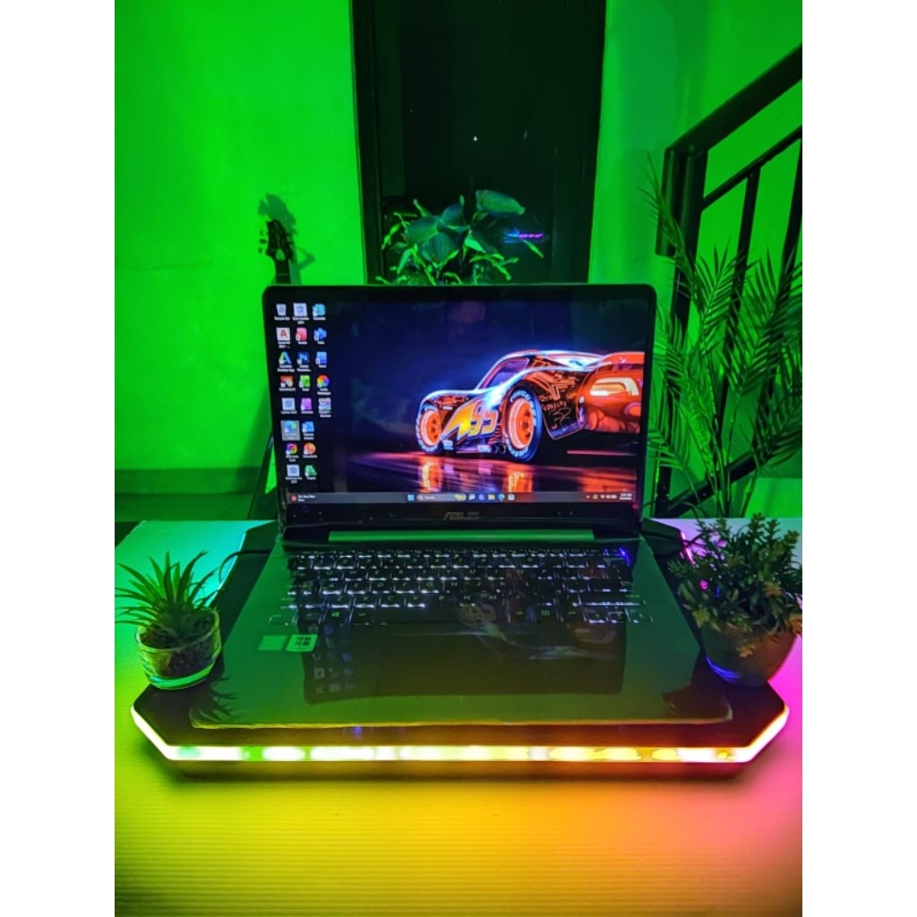 Laptop Asus ZENBOOK UX430UAR Core i7 RAM 16Gb SSD 256Gb Body SLIM BEZELES