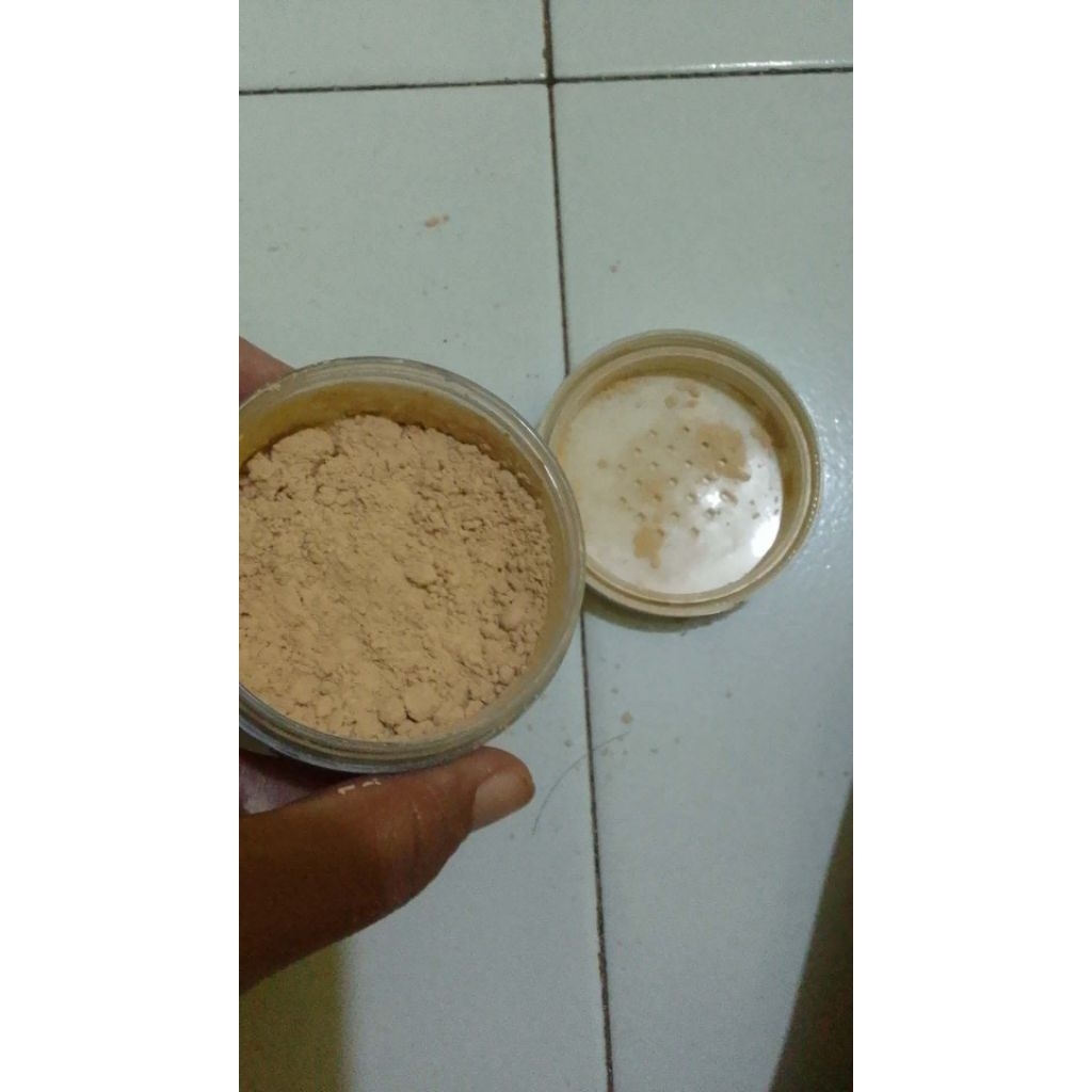 bedak tabur ultima II shade netral