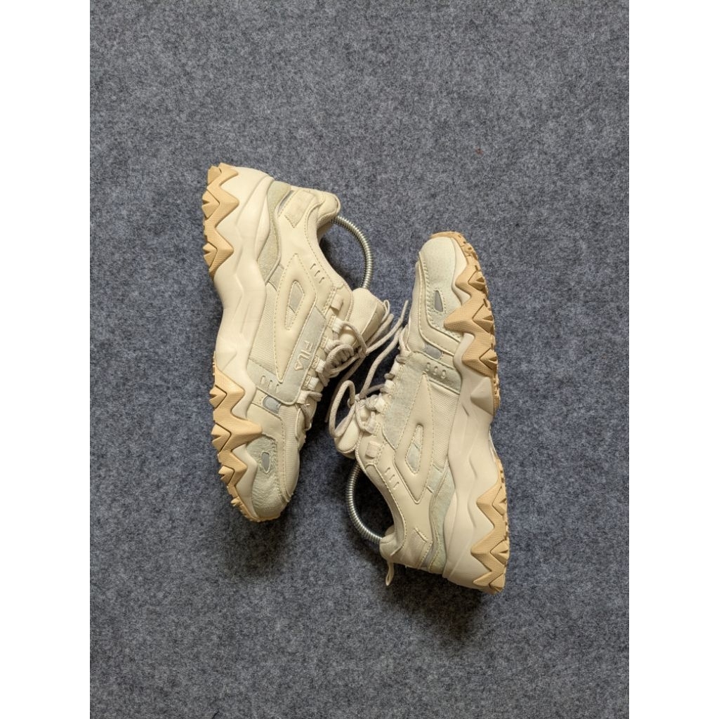 Fila Oakmont TR Rasa Baru Sneakers
