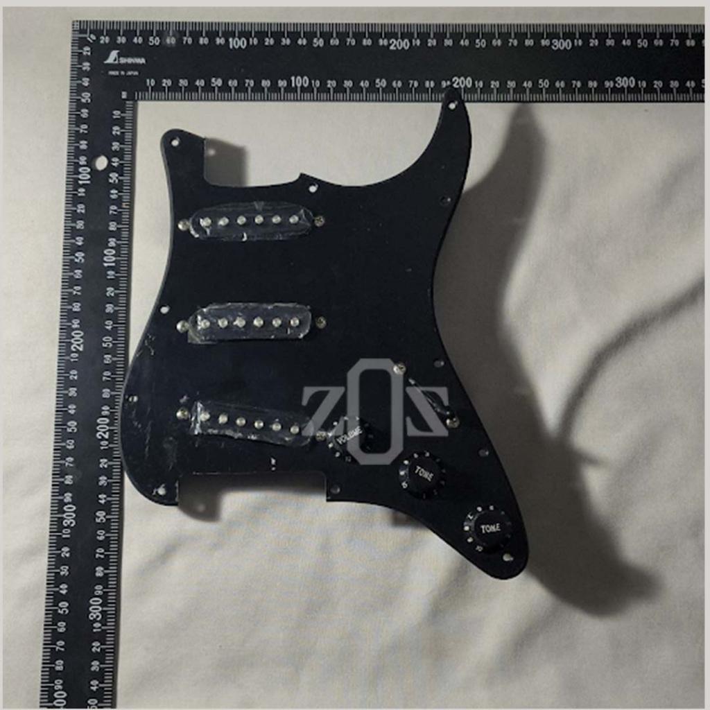Pickguard Pickup Gitar Electric Squier Stratocaster SSS Wiring Black
