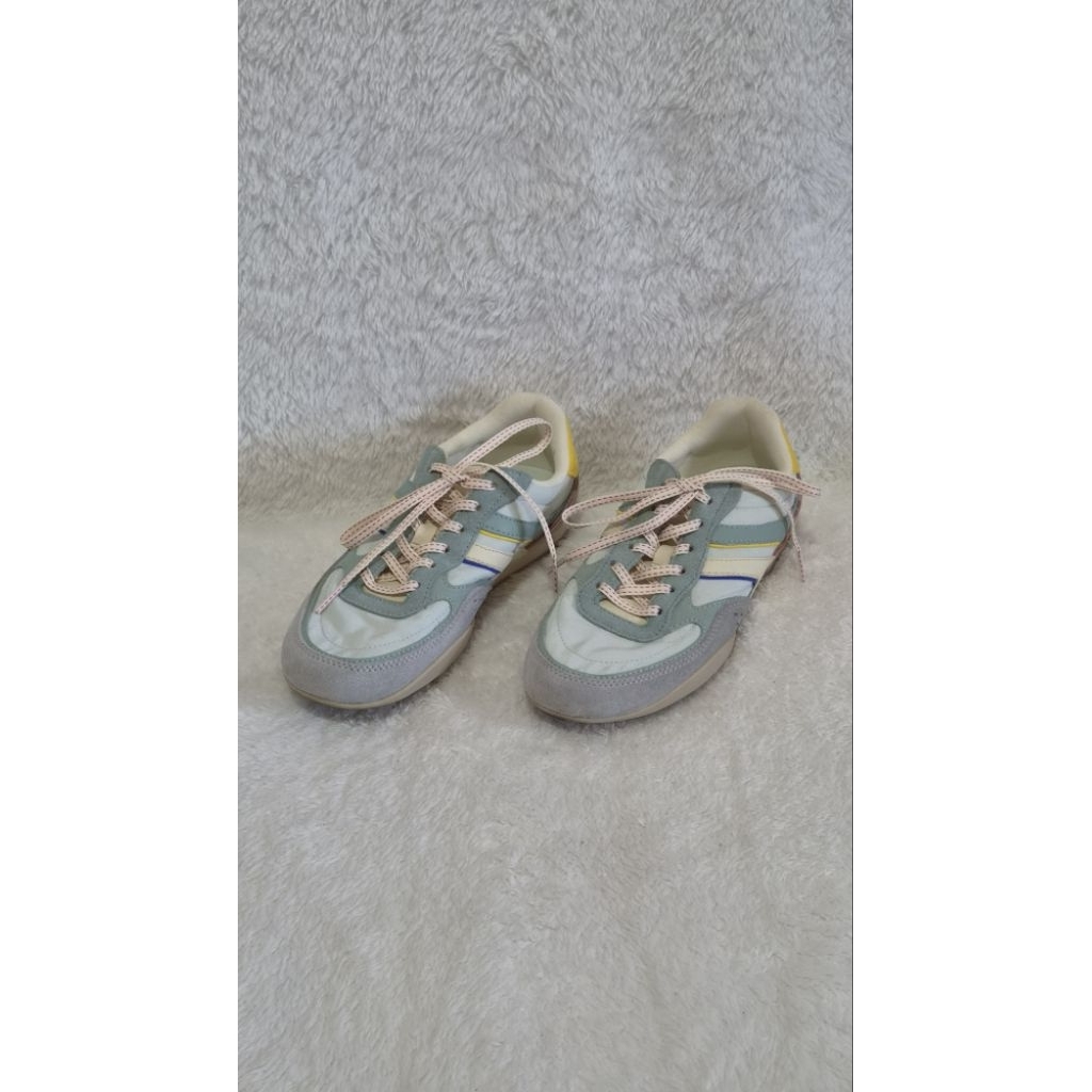 Preloved Zara - Sneakers Tosca