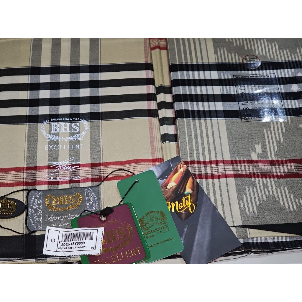 Sarung BHS EXCELLENT MERCERIZED + Tanda Tangan Bahan Mesres