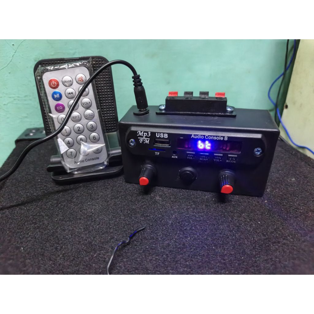 Amplifier mini 2 chenel class D 12Volt siap pakai sudah plus adaptor