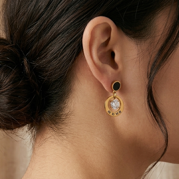 Anting Titanium Wanita Desain Angka Romawi Gaya Klasik Korea