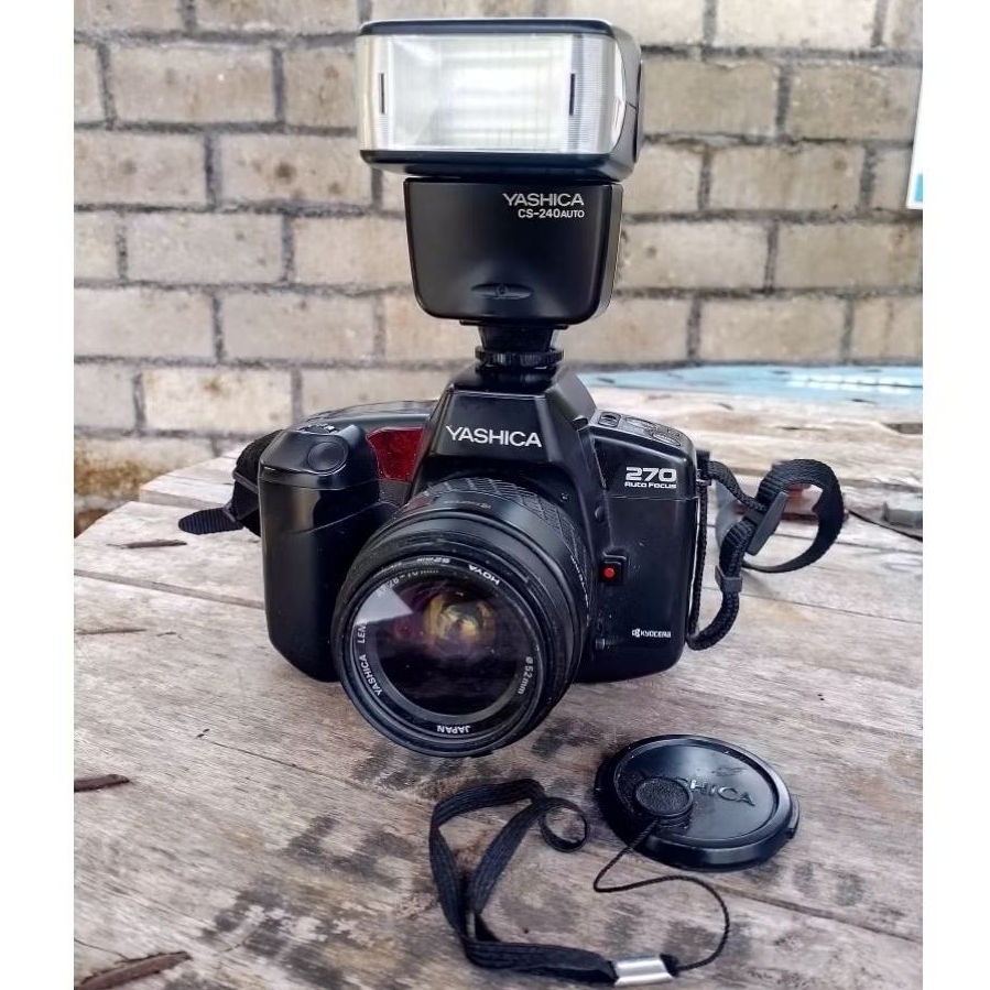 kamera "YASHICA" original JAPAN 270 auto focus jadul vintage lawas display/kanibal