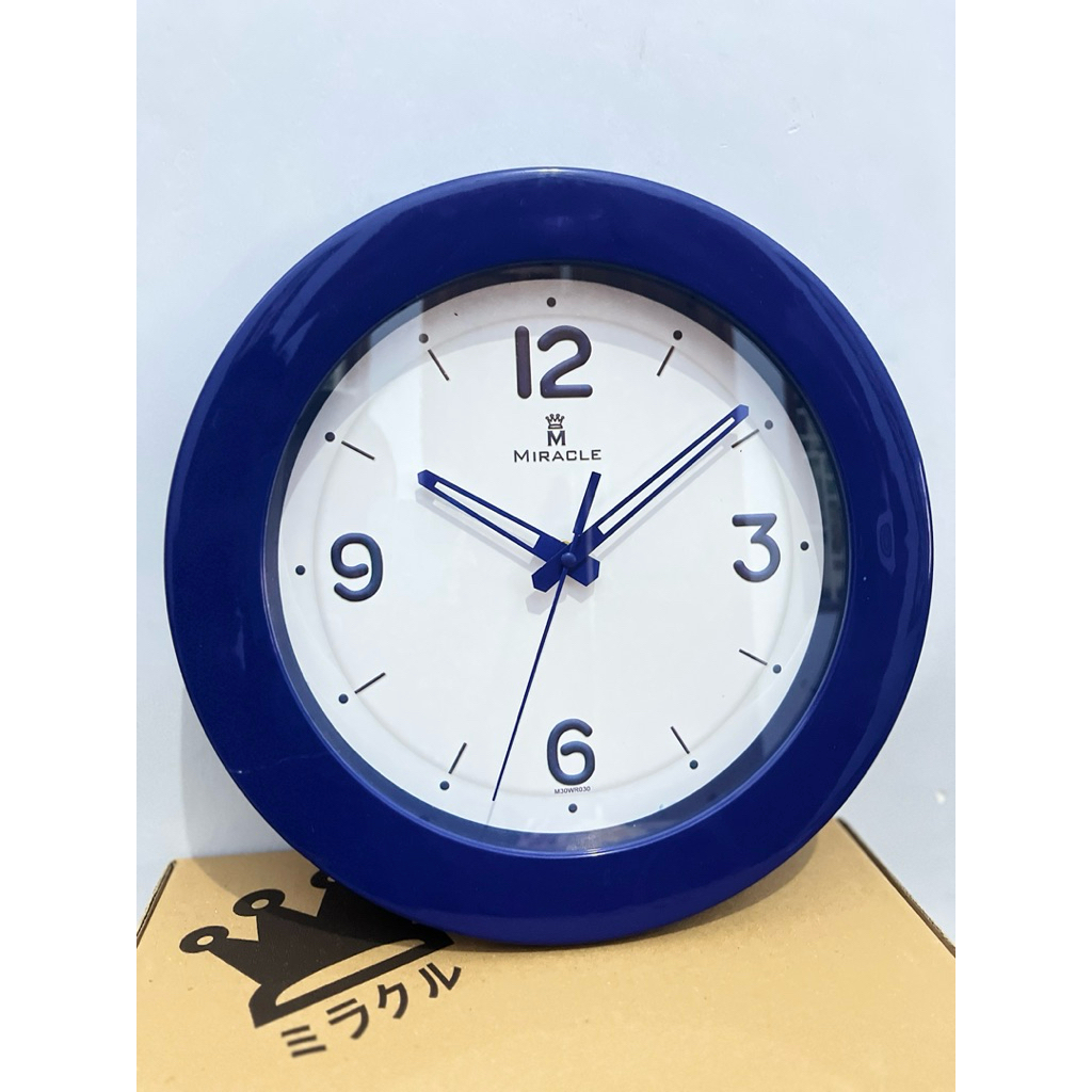 Jam dinding minimalis modern aesthetic / jam dinding miracle polos minimalis