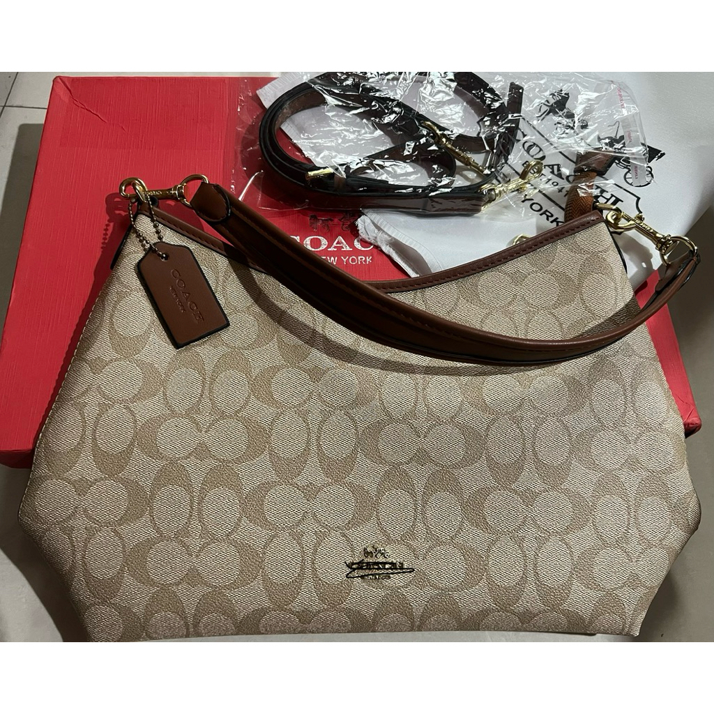 Shoulder bag C04ch (cek https://id.shp.ee/PNnkBZsy)