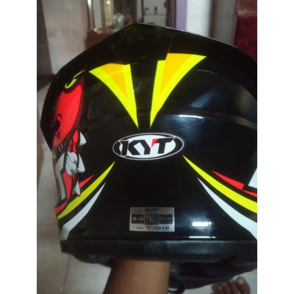 helm kyt ttc uk L ( SECOND)
