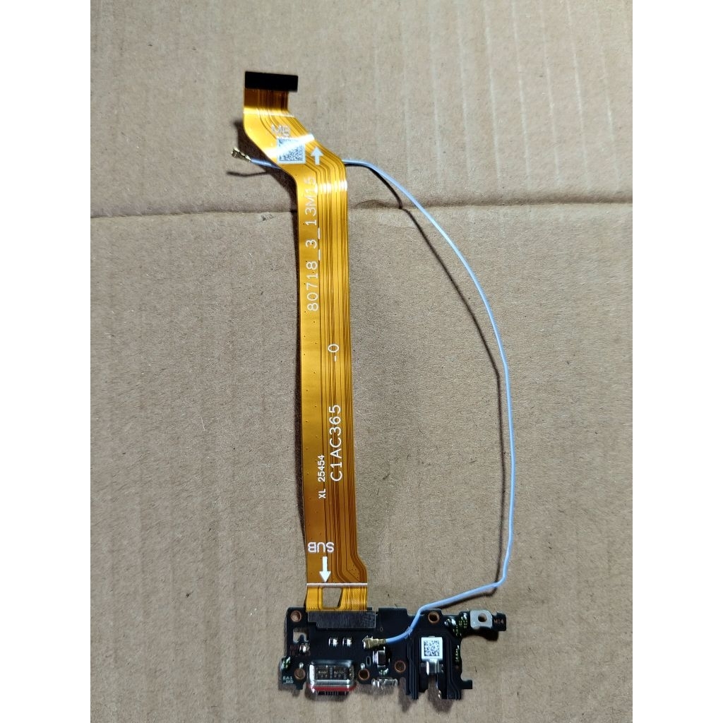 papan carger , board bawah + flexible OPPO A6x copotan