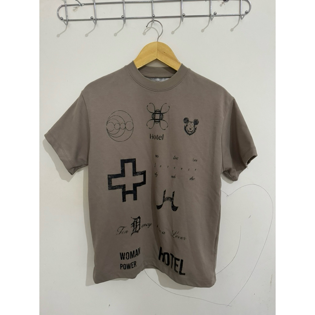 Hotel Logo T shirt Size 1