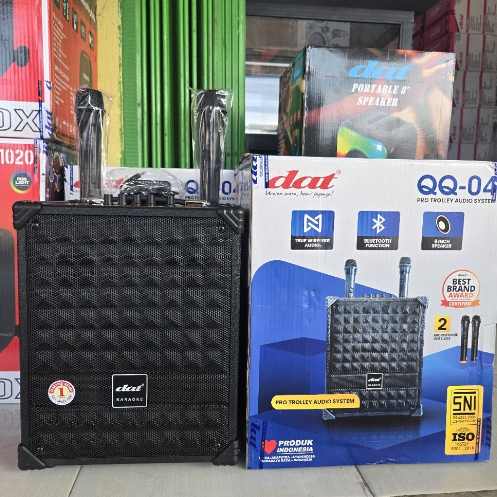 SPEAKER TROLLEY QQ-04 RMS 200 WATT 8 INCH FREE 2 UNIT MIC WIRELESS
