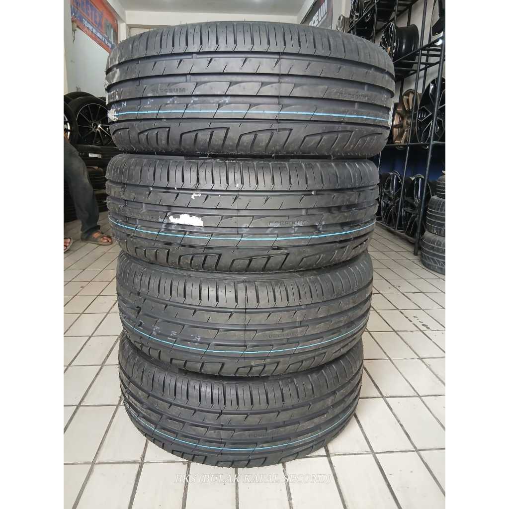 BAN MOBIL BEKAS SECOND SEKEN BERKUALITAS RING 17 ,MERK FORCEUM OCTA 215 55 R17