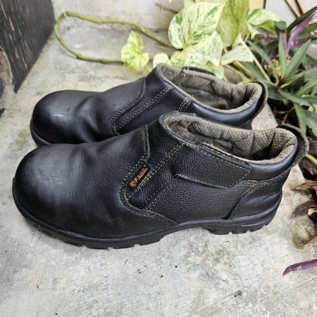 sepatu safety second kent size 42(27cm)