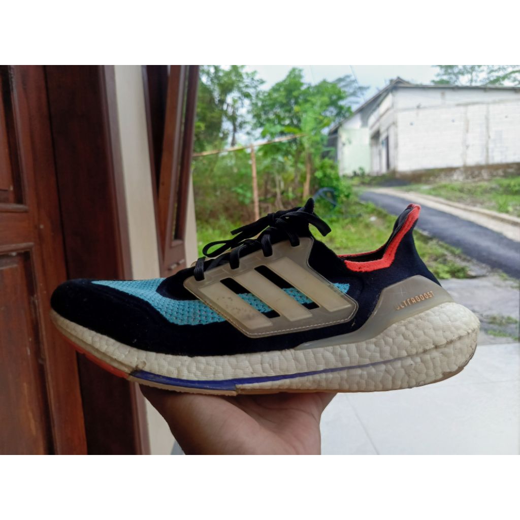 Sepatu Running Adidas Ultraboost second original