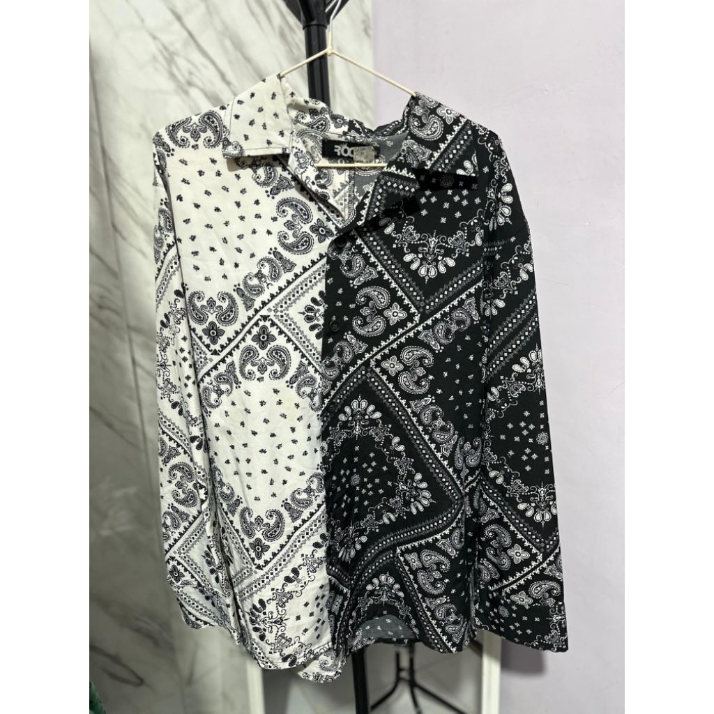 ATASAN VINTAGE HITAM PUTIH (LD 120)
