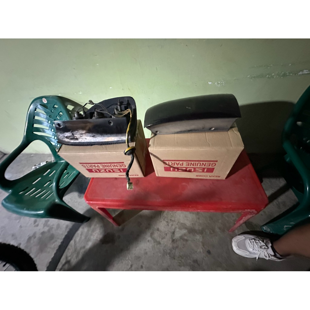 lampu belakang panther kapsul bekas
