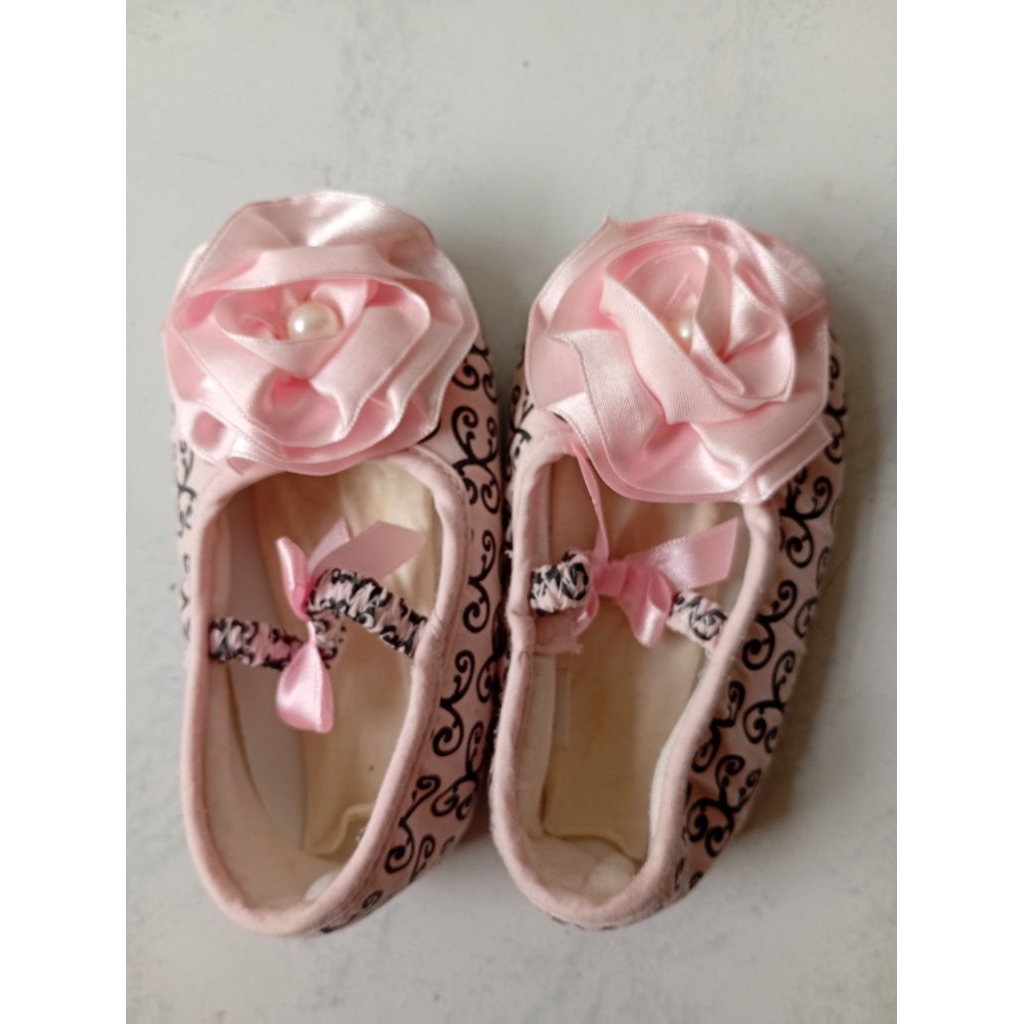 sepatu mothercare