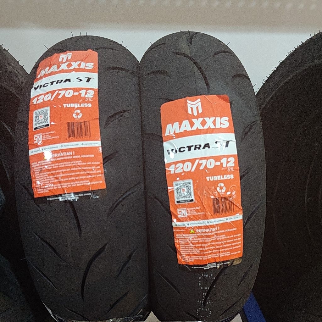 ban maxxis victra 120/70 R 12