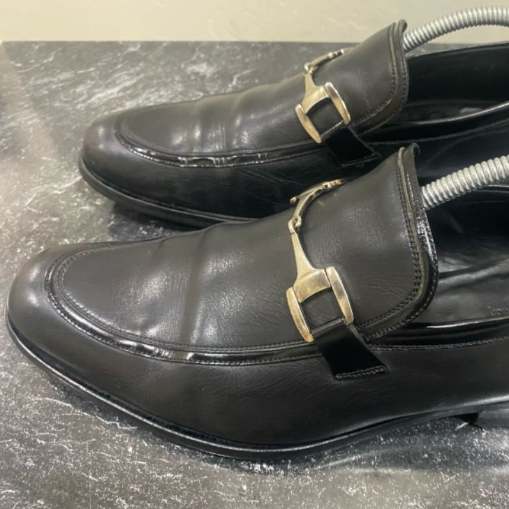 Sepatu Pria GUCCI Black Leather Loafers - bahan kulit, warna hitam, size 41 insole 26,5-27 cm, Prelo