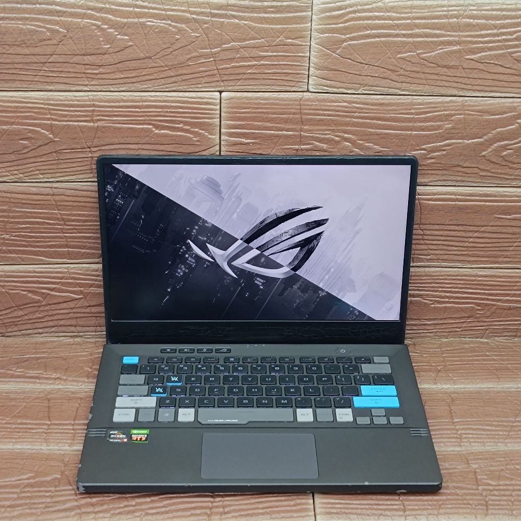 Laptop ROG Zephyrus G14 GA401QEC AMD RYZEN 9-5900HS RAM 16GB SSD 1TB RTX 3050 Ti QHD ANIMATRIX