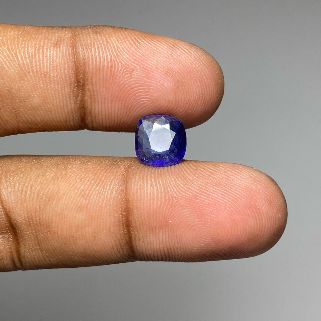 Natural Blue Sapphire Corundum Batu Blue safir africa Tanzania Dim 9x9x3.5