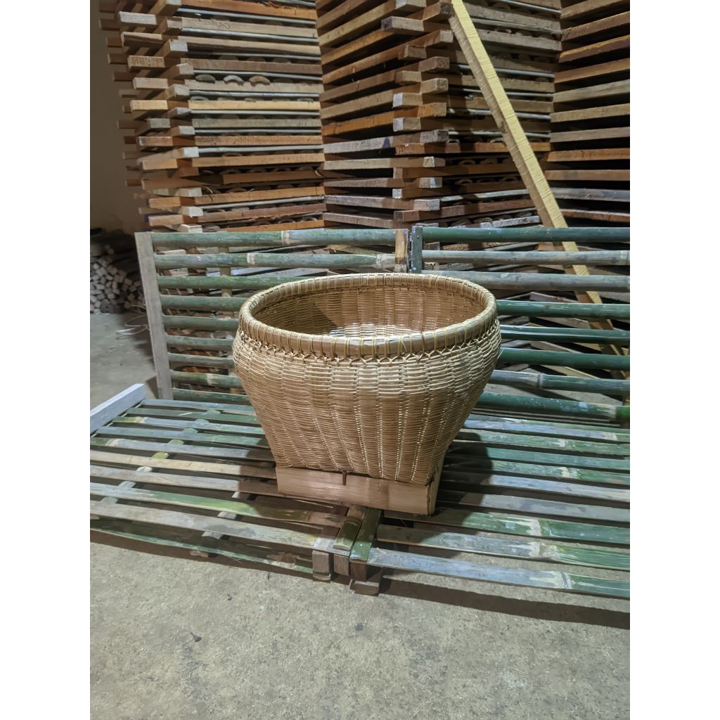 Tenggok Bambu/Rinjing - Keranjang Tradisional dari Bambu Berkualitas Tinggi