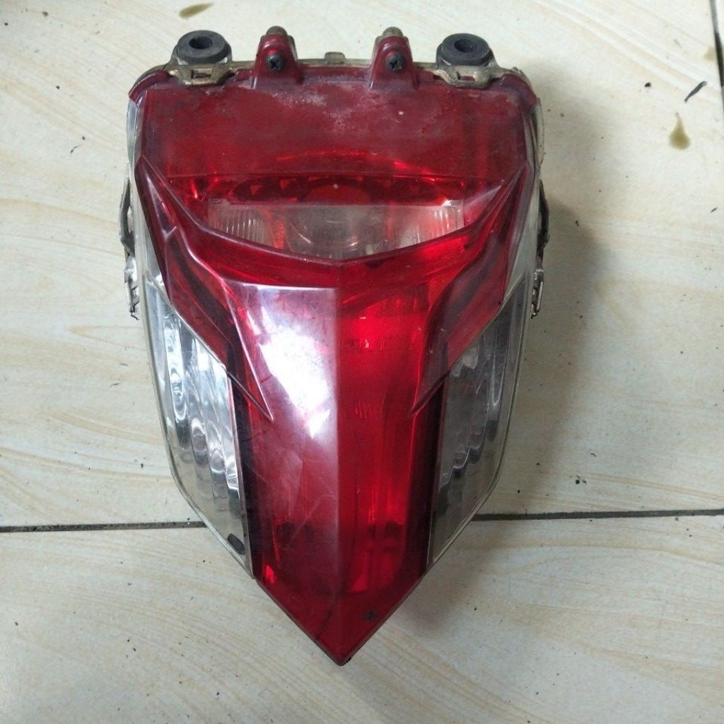 lampu stop belakang honda sonic 150 cc