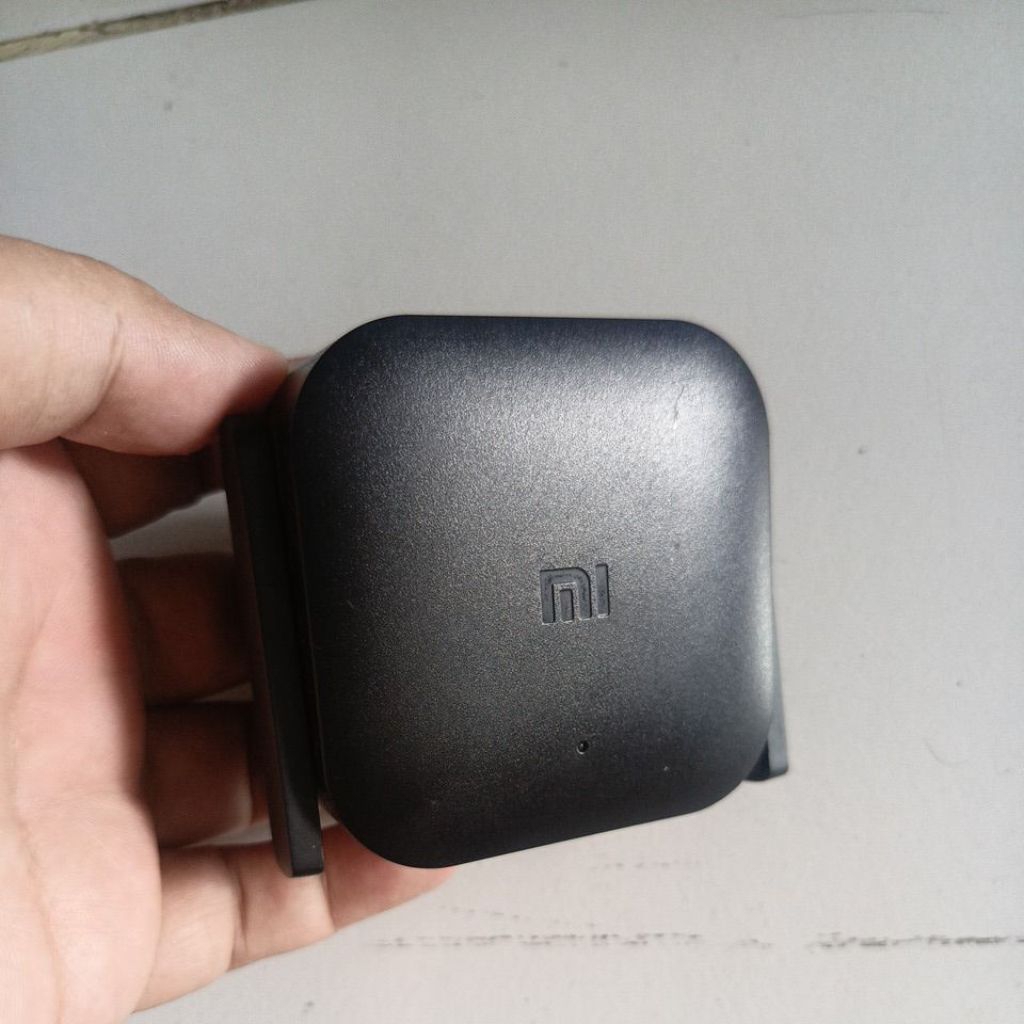 Repeater Wifi Xiaomi Pro3 - Penguat Sinyal 300Mbps (bekas pakai)