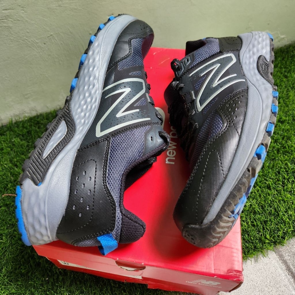 Sepatu Pria preloved: NB T410 v8 Grey